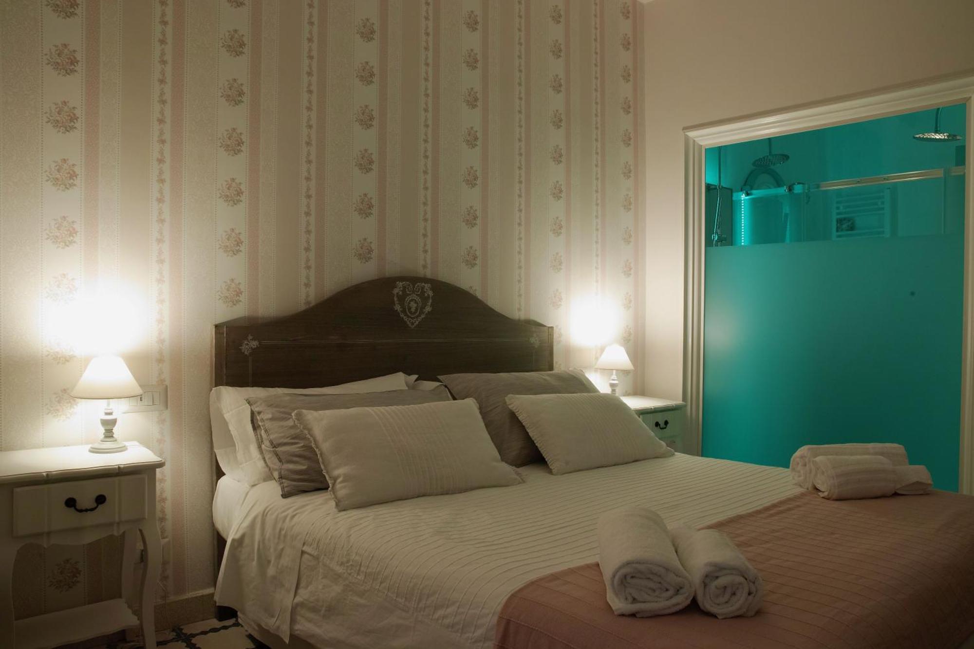 Palazzo Alessandrini Guest House Viterbo Luaran gambar